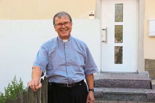 Seit Juli lebt Pfarrer a.D. Andreas Gog mit Silvia Straub in deren Elternhaus in Weitingen.  Foto: Feinler Foto: Schwarzwälder Bote