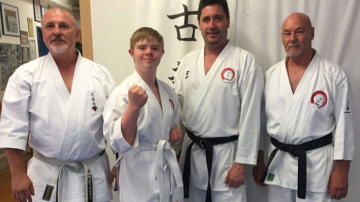 Karate-Talent mit Down-Syndrom entdeckt