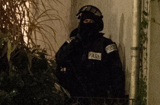 Ein Sondereinsatzkommando der Polizei musste am Dienstag in Schwieberdingen ausrücken. Foto: dpa/Symbolbild