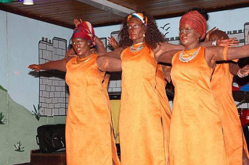 Bezaubernde Afrikanerinnen begeisterten im letzten Jahr beim Preismaskenball der Burgzunft mit ihrem Stammestanz.  Archivfoto: Dorer Foto: Schwarzwälder Bote