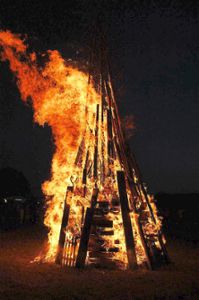 Beim Fest am 22. Juni wird beim Schwarzwaldverein Haiterbach das Sonnwendfeuer entzündet. Foto: Verein Foto: Schwarzwälder Bote