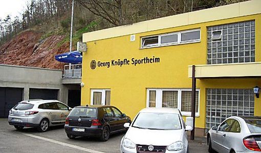 Im Georg-Knöpfle-Sportheim geht es bald um die Wurst. Die Personallage  in der Vereinsführung der Spielvereinigung 08 ist existenzbedrohend. Foto: Archiv