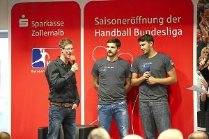Der HBW Balingen-Weilstetten hat am Montag den Startschuss für seine neunte Spielzeit in der Handball-Bundesliga abgefeuert – mit der traditionellen Vorstellung der Mannschaft in den Räumen von Hauptsponsor Sparkasse Zollernalb in Balingen.  Foto: Maier