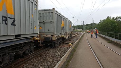 Am Rottweiler Bahnhof ist ein Güterzug entgleist. Foto: Otto