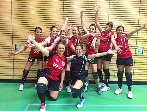 Gut Lachen haben die Volleyballerinen der TSG Balingen als Tabellenzweiter in der A-Klasse West.  Foto: Räse Foto: Schwarzwälder Bote