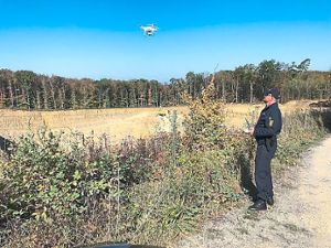 Auch mit einer Drohne suchte die Polizei – erfolglos – nach dem Jäger. Foto: Polizei