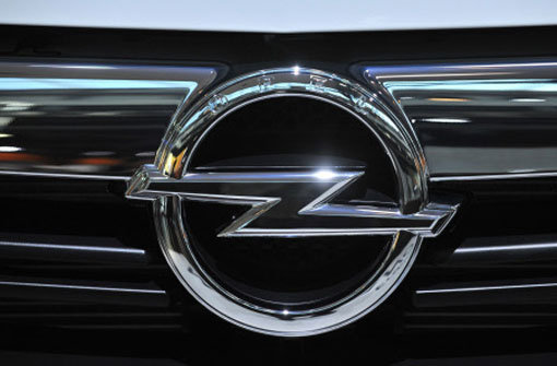Opel hatte am Freitagabend darüber informiert, dass bei einigen seit Mai 2014 ausgelieferten Fahrzeugen ein Teil an der Lenkung nicht den Spezifikationen entspreche. Foto: dpa