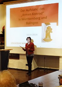 Ingrid Helber während ihres Vortrags beim Bürgerverein. Die Historikerin präsentierte neue Erkenntnisse zum Armen Konrad in Balingen.  Foto: Bürgerverein Foto: Schwarzwälder-Bote