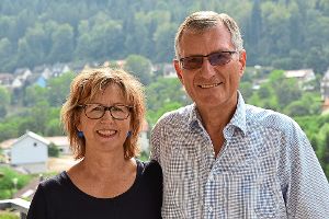 Hans Schabert – hier mit seiner Lebensgefährtin Karla Arp – wohnt inzwischen in Bad Wildbad.  Foto: Kunert