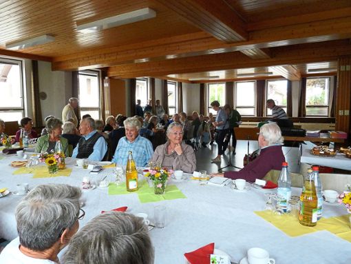 Die Senioren hatten sichtlich Spaß beim gemeinsamen Nachmittag in Altbulach.  Foto: Kirchengemeinde Foto: Schwarzwälder Bote