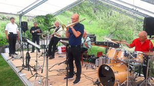 Die Jazzband Prime of Life  hat zum Frühschoppen im Rosengarten gespielt. Foto: May Foto: Schwarzwälder Bote