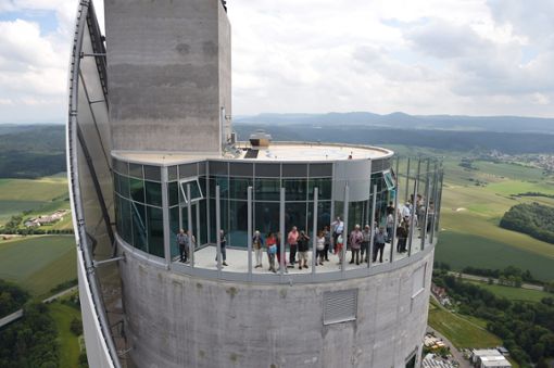 210.000 Tickets für die Aussichtsplattform des Testturms in Rottweil hat Thyssen-Krupp Elevator in den ersten zwölf Monaten verkauft.  Foto: Nädele