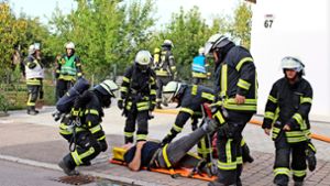 Brandbekämpfung und dramatische Rettungsaktion bei Hauptübung