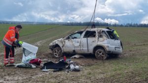 Unfall auf L422 bei Dunningen: Vier junge Leute schwer verunglückt –  Ursache macht fassungslos