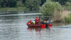 Mindestens drei Menschen sind bei einem Boots-Unglück im Rhein gestorben. Foto: kamera24.tv