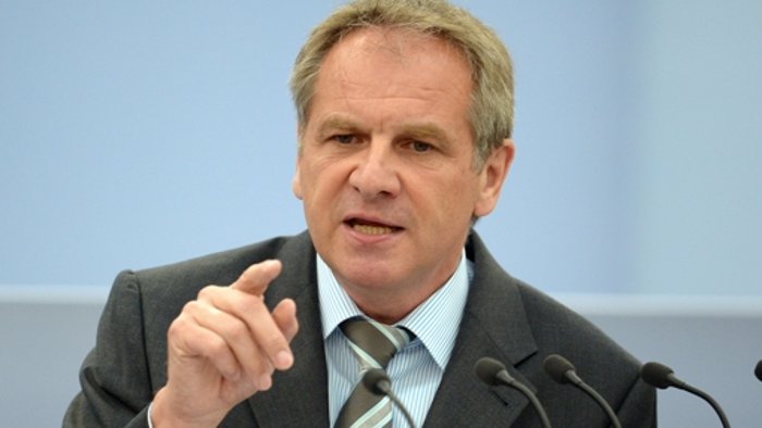 Innenminister Gall verbietet rechtsextreme Gruppierung 