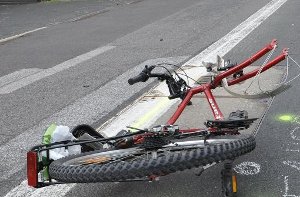 Der Radfahrer verletzte sich am Kopf. (Symbolfoto) Foto: dpa