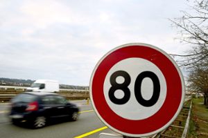 Vor etwa einem Jahr hatte die französische Regierung das Tempolimit auf Landstraßen für alle auf 80 gesenkt. Foto: Tucat Foto: Schwarzwälder Bote