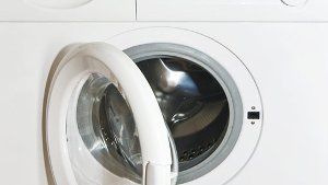Einbrecher plündern Waschmaschine