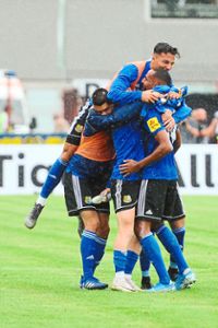 Die Saarbrücker Jubeltage gehen weiter: Nicht nur im DFB-Pokal, sondern auch in der Liga ist der FC erfolgreich.  Foto: Eibner Foto: Schwarzwälder Bote