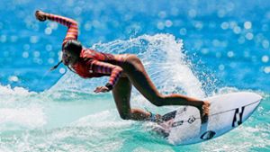 Werden in Lahr schon bald Wellen geritten? Die Stadträte sprechen sich mehrheitlich für einen Surfpark aus. Foto: Ryan Sun/AP