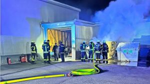 Brand in Grosselfingen: Brennender Container – Hund schlägt Alarm