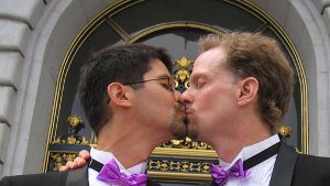 Homosexuelle dürfen im Rathaus heiraten