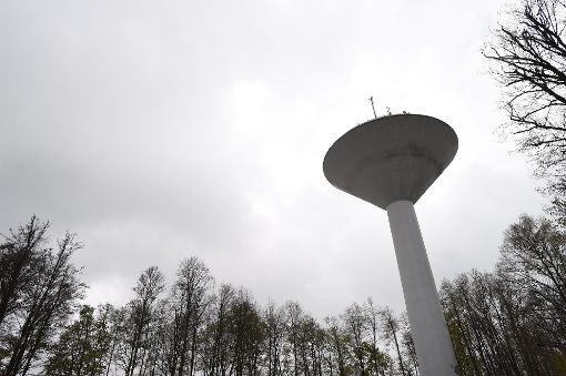Der Wasserturm wechselt den Besitzer, das beschloss der Rottweiler Gemeinderat. Foto: Nädele