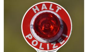Kontrolle in Oberreichenbach: Polizei hält 141 Fahrzeuge an