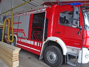 So wird es in etwa  aussehen: Die Feuerwehrabteilung Bösingen bekommt ein neues Löschgruppenfahrzeug.  Foto: Kalmbach Foto: Schwarzwälder-Bote