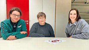 Freuen sich auf viele Veranstaltungen und über das neue Logo (von links): Carolin Sprich, Alexandra Pies und Julia Merkle. Foto: Helen Moser