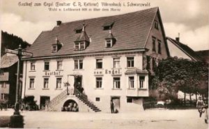 Seit einigen Jahrhunderten gehört der Gasthof Engel zum Vöhrenbacher Stadtbild. Diese Postkarte war im Jahre 1908 im Umlauf. Foto: Schwarzwälder Bote