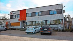 Auch die Herzog GmbH wurde inzwischen in die hGears Schramberg GmbH umbenannt. Deshalb steht nur noch hGears als Firmenname an der Fassade. Foto: Fritsche