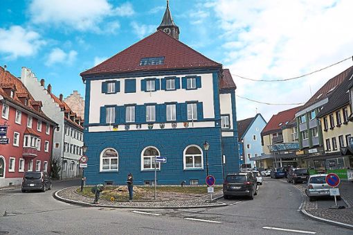 Das Löffinger Rathaus soll durch Bilder, Fotos und Skulpturen zu einem ganzen Kunstwerk summiert werden.Foto: Bächle Foto: Schwarzwälder Bote