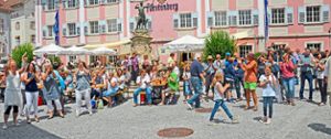 Ausgelassene Stimmung: Stadt und Brauerei richten das Donauquellfest in den ungeraden Jahren aus. Für die geraden Jahre wird an einem anderen Festformat gearbeitet. Foto: Jürgen Müller