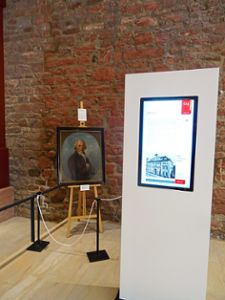 Die Ausstellung über die Calwer Zeughandlungs-Compagnie ist noch bis 13. Oktober im Foyer des Rathauses zu sehen.  Foto: Verstl Foto: Schwarzwälder Bote