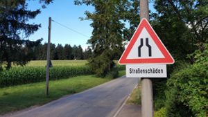 Dieses Schild steht sinnbildlich für viele Straßen in Villingen-Schwenningen. Foto: Heidepriem