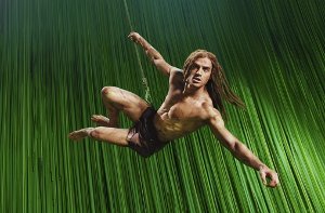 Tarzan schwingt sich in Stuttgart erfolgreich von Liane zu Liane Foto: Stage Entertainment