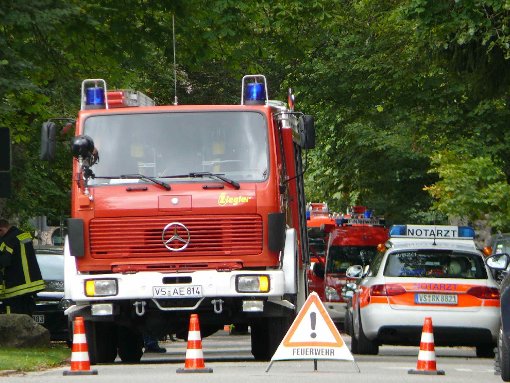 Die Hermann-Voland-Straße war für mehr als zwei Stunden für den Durchgangsverkehr gesperrt. Foto: Vaas
