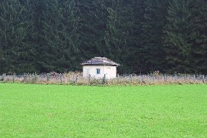 Das Pumphäuschen im Neckartal  Foto: Steinmetz Foto: Schwarzwälder-Bote