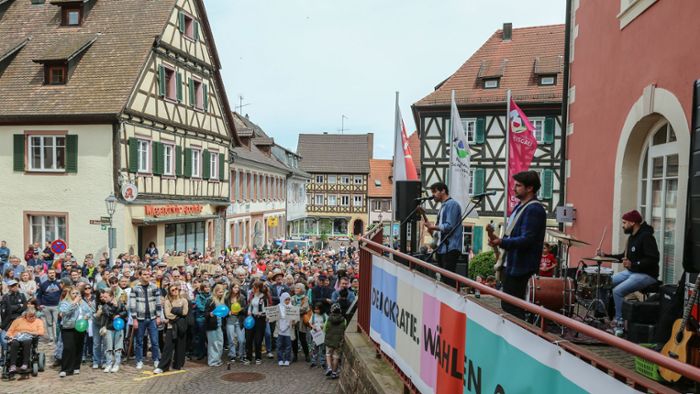 700 Menschen setzen in Ettenheim ein Zeichen für Demokratie