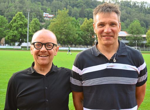 Über die Verpflichtung des neuen Sulzer Trainers Matthias Bantle (im Bild rechts) freut sich Tobias Nübel.   Foto: (ah)