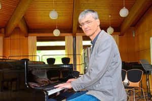 Seit mehr als 25 Jahre leitet Michael Nonnenmann die Christophorus-Kantorei Altensteig. Foto: Kunert Foto: Schwarzwälder Bote