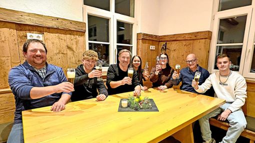 Peter Gulde (Dritter von links) mit seinem Milchhäusle-Team Foto: Siegmeier
