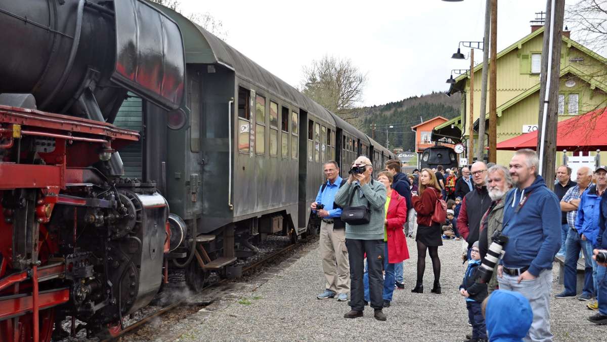 Sauschwänzlebahn Blumberg: Nostalgie-Zug sorgt für Begeisterung