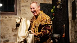 Kräuterkasten Ebingen: „Romeo und Julia“ als modernes Ein-Mann-Stück auf der Bühne