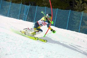 Auf der Piste fährt Leonie Keller am liebsten um die Slalomstangen. Foto: Privat