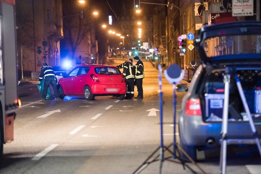 Zu den beiden Verdächtigen, die am Mittwoch vor der Polizei in Stuttgart-Mitte zu flüchten versuchten, sind am Donnerstag neue Details bekannt geworden. Foto: www.7aktuell.de | Oskar Eyb