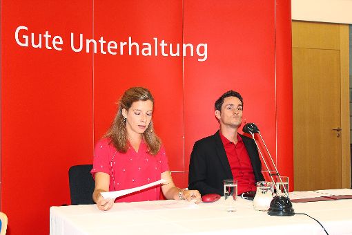 Anna Greiter und Benedikt Schregle lasen Hermann Hesses Erzählung Eine Fußreise im Herbst. Foto: Meinert Foto: Schwarzwälder-Bote