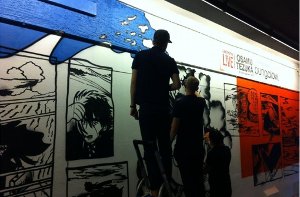 Graffiti-Künstler am Werk: An der Stiftsstraße entsteht ein Manga zu Werbezwecken Foto: Haar